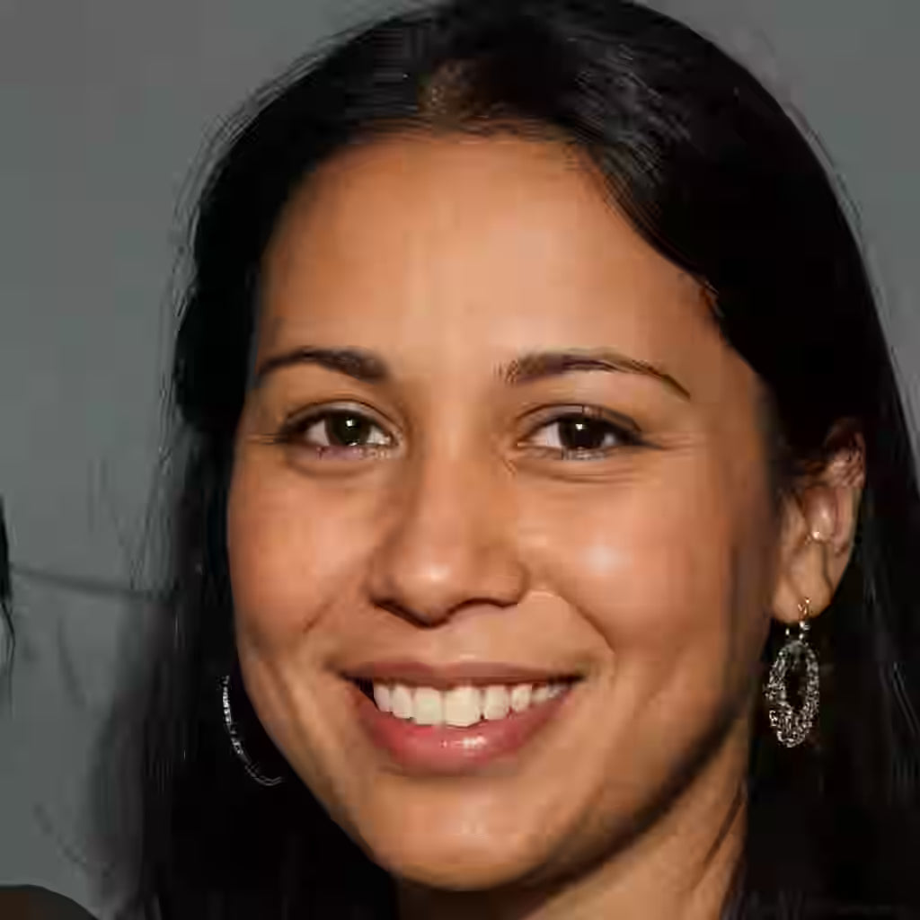 <em><strong>María Ramírez</strong></em>